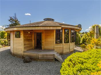 JY6 Ruapehu Yurt - Ruapehu Chalet Rentals - Ohakune