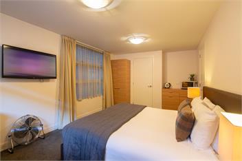 Marina 3 Bdrm Apartment with Views - Queenstown