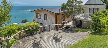 Haulashore Views - Stunning Nelson Waterfront Views! - Nelson