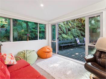 Family Fun at The Lake (Bachcare) - Lake Tarawera