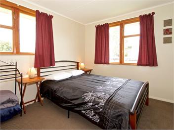 Snowed Inn (Bachcare) - Ohakune