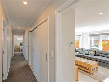 Modern Beach Pad (Bachcare) - Whitianga