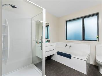Pisa Oasis (Bachcare) - Cromwell