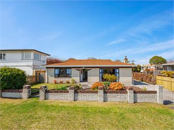 Heathcote Cottage (Bachcare) - Taupo Central