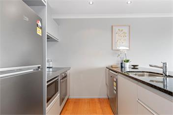 Sunrise, Seaviews and BBQs (Bachcare) - Papamoa