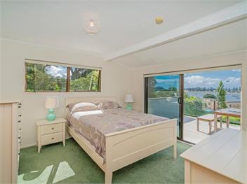 Tairua Harbour Views (Bachcare) - Tairua