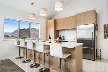 Lakeview Retreat (Bachcare) - Queenstown