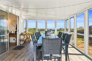 Beachfront Favourite (Bachcare) - Foxton Beach