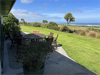 Large family home overlooking the Tasman Sea. - Greymouth