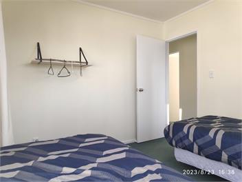 Macks Alpine Chalet with Spa Pool, Bike Shed, Big Heat Pump, Carport - National Park Village
