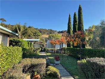 Kotare - Touch of Tuscany in Matakana - Matakana