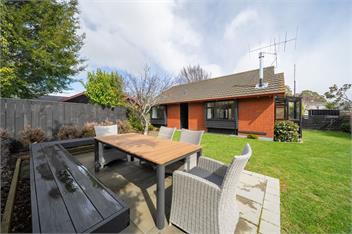 Matai by the Lake (Bachcare) - Te Anau