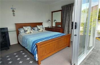 AN AMAZING LOCATION ON WINIFRED - WHANGAMATA