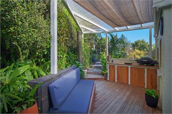Bangalow Bach - Nelson