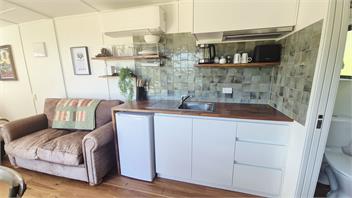 Hosts on the Coast Fernhaven Cabin - Whitianga