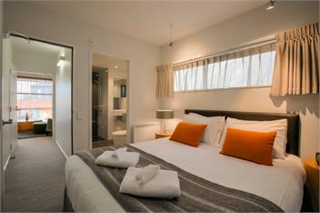 Panoramic Escape | 2BR 2BA Apt with Balcony - Queenstown