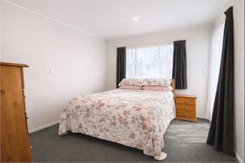 Comfy Raglan Base — Walk to Beach & Village - Roberts St - Family home (Upstairs) - Raglan