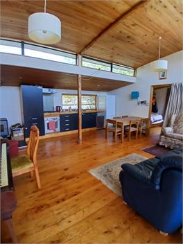 Home of the Fantails Te Whare Piwaiwaka - Christchurch