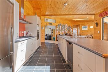 The Holiday Hideaway (Bachcare) - 
