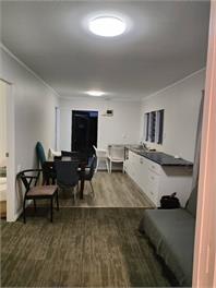 Small 3 bedroom Garden Chalet B - 