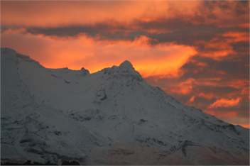 Full Mountain Views - Free WiFi & Netflix - Ohakune
