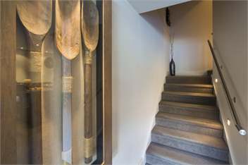 Alpine Village Lakefront Apartment - Queenstown
