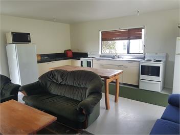 FRASERS ORCHARD (YOUR OWN PRIVATE ACCOMMODATION AND CAMPING GROUND $350 PER NIGHT TOTAL FOR 16 PEOPLE - Motueka