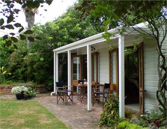 Jacaranda House - Otaki