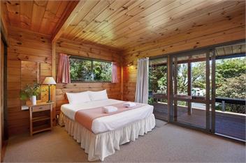 Lake Terrace Lockwood - Cross the road to the lake! - Taupo