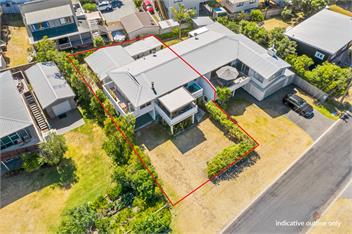 A REJUVENATING HOLIDAY ON RANFURLY - WHANGAMATA