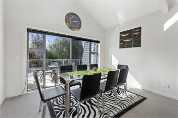 Lake View Bliss (Bachcare) - Acacia Bay