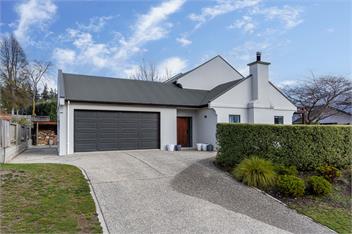 Kokomea House (Bachcare) - Wanaka