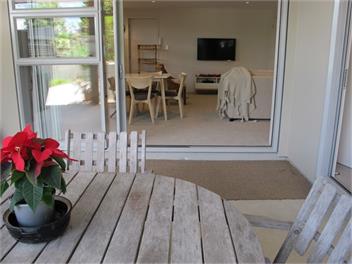 Gem by the Sea -Beach Hideaway North Shore - 2 Min walk to Beach! - Auckland