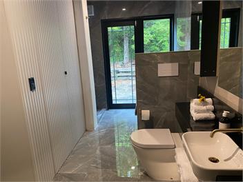 Views Forever! Renovated 4Bed Oasis 5 mins to CBD - Queenstown
