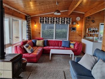 Kinloch lakefront -