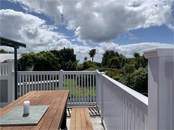 Stunning villa a few minutes walk from the picturesque Constance Bay - West Coast