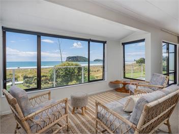 Jack and Enids Whangamata Beach House - Whangamata