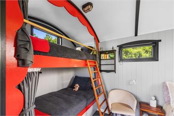 Onaeros Cute Little Cottages (Bachcare) - Waitara