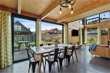 22 Rutherford - Eco Architectural Family Bach - Hanmer Springs