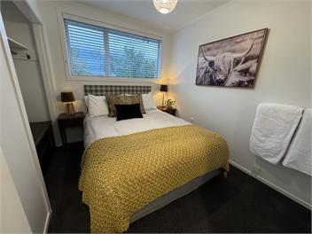 Trout House - 2 Master bedrooms with ensuites - Turangi