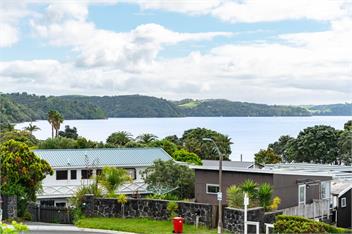 Panui Views (Bachcare) - Snells Beach