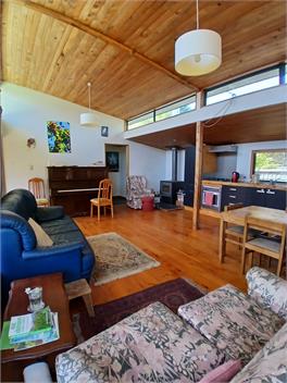 Home of the Fantails Te Whare Piwaiwaka - Christchurch