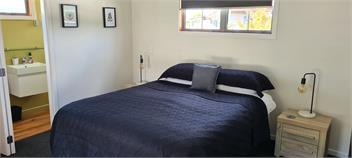 Sunny, modern Cottage in Clyde, Central Otago, NZ - Clyde