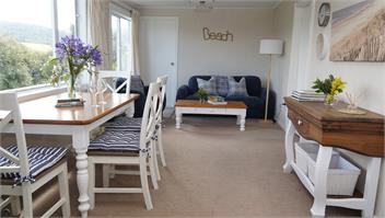 Hideaway Beach Cottage, Curio Bay - Curio Bay
