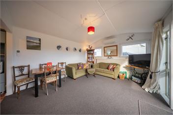 Dragon Fly Cottage (Bachcare) - Te Anau
