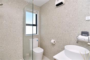 City-side Riccarton, Walk to Mall - Matai St West -