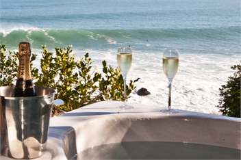 Whale Bay Surf Bach - 