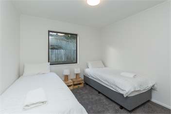 Bo's Bach - Pet Friendly - Wanaka