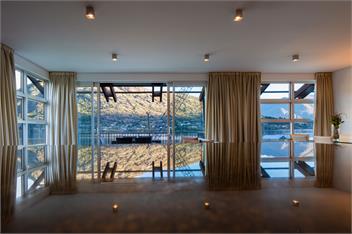 Marina 3 Bdrm Apartment with Views - Queenstown