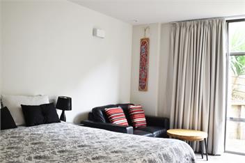 Days Bay Studio: beach, bush, privacy & location - Lower Hutt